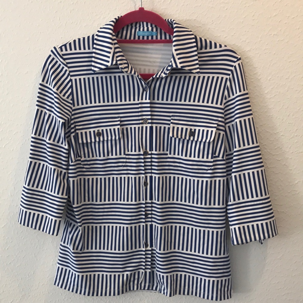 J. Mclaughlin Button Down Top Size Small - image 1